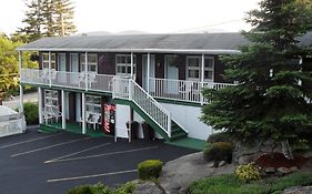 Pinebrook Motel